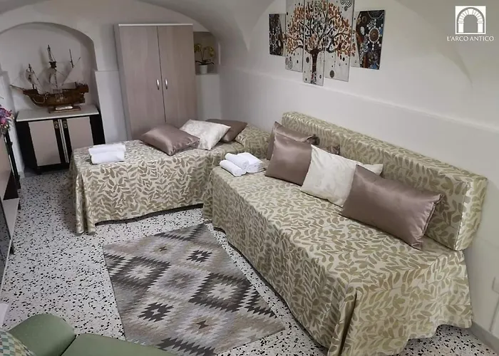 Gasthuis Arco Antico 4*